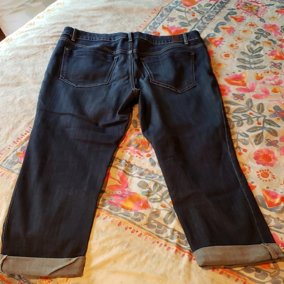 Simply Vera Denim Capri Pant - Sz 14P - Picture 3 of 7